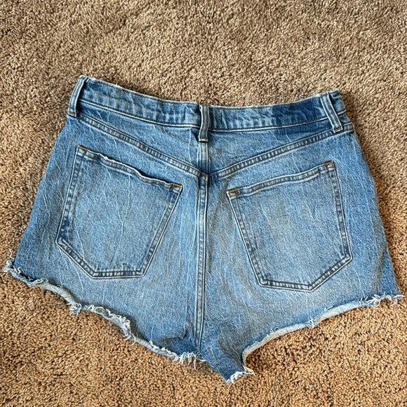 Abercrombie The Mom High-Rise Short Medium Wash - Curve Love Sz 30 - Picture 3 of 3